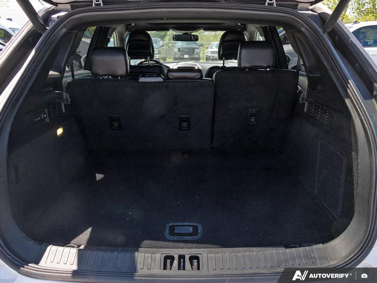 2016 Lincoln MKX Reserve 102A | TECH PACKAGE | CLIMATE PACKAGE | FRONT DUAL Photo