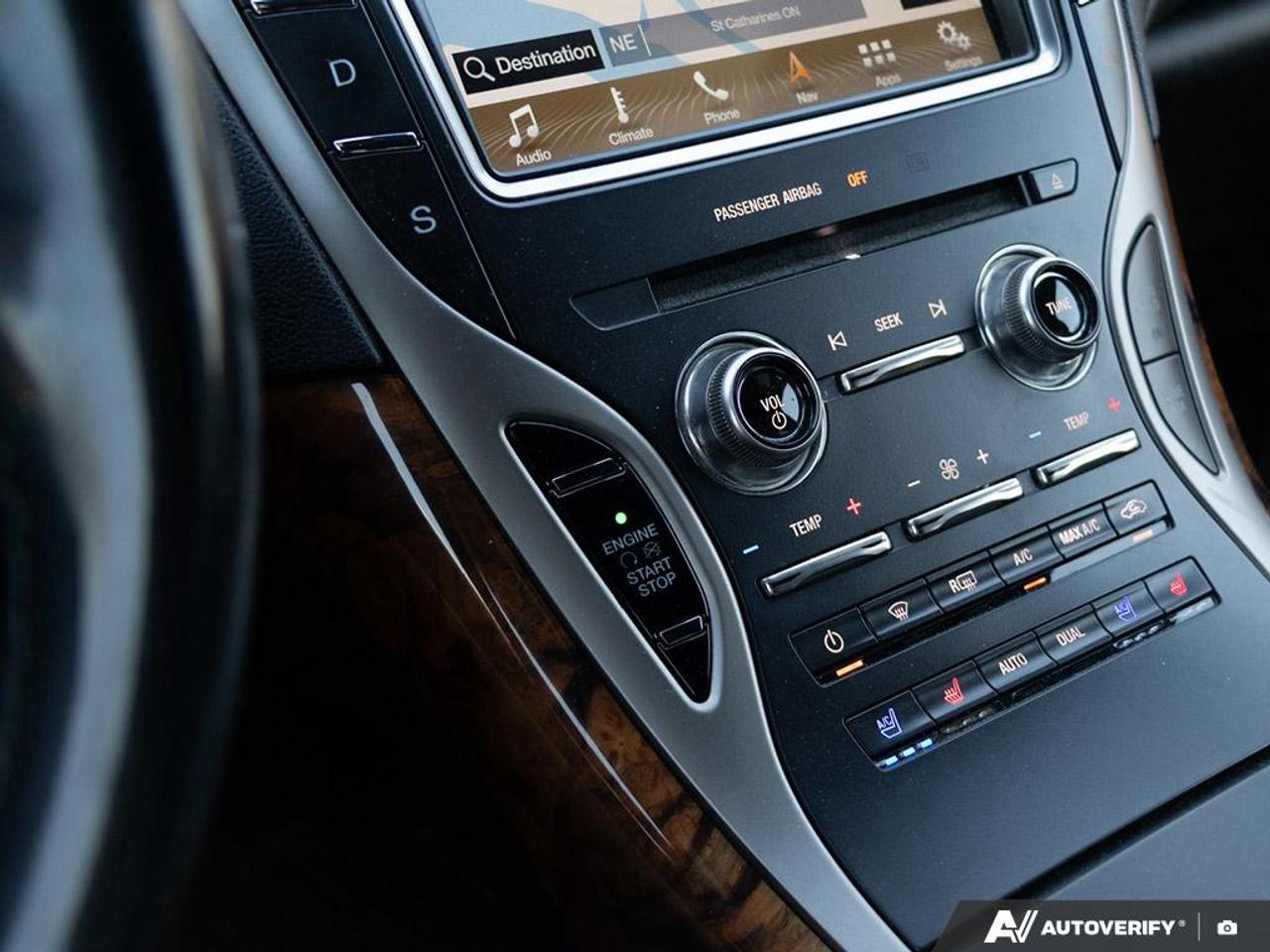 2016 Lincoln MKX Reserve 102A | TECH PACKAGE | CLIMATE PACKAGE | FRONT DUAL Photo