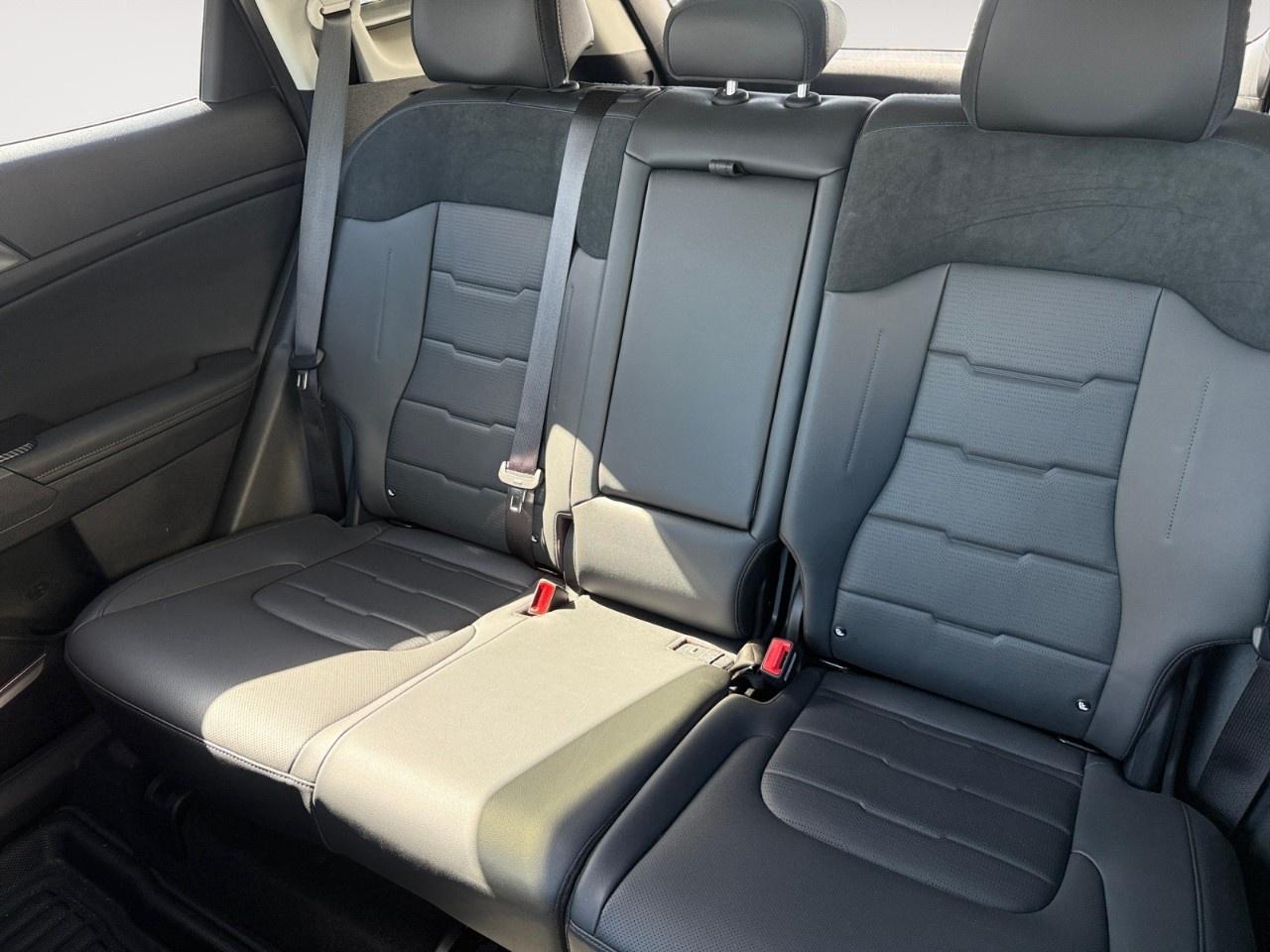 2026 Kia Sportage EX Premium AWD w/Black Interior Photo