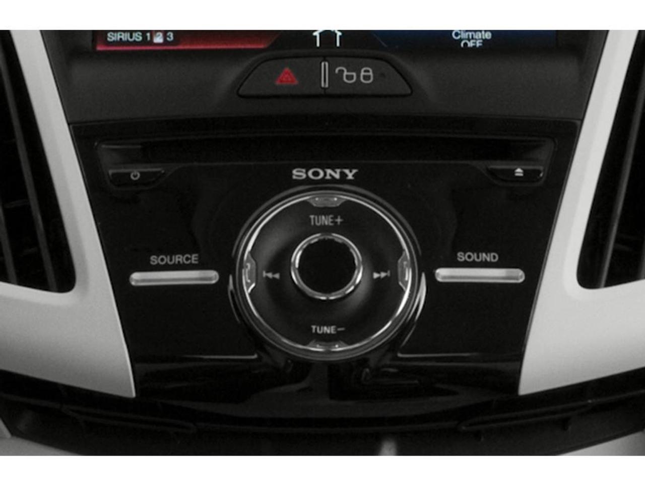 2014 Ford Focus SE Photo