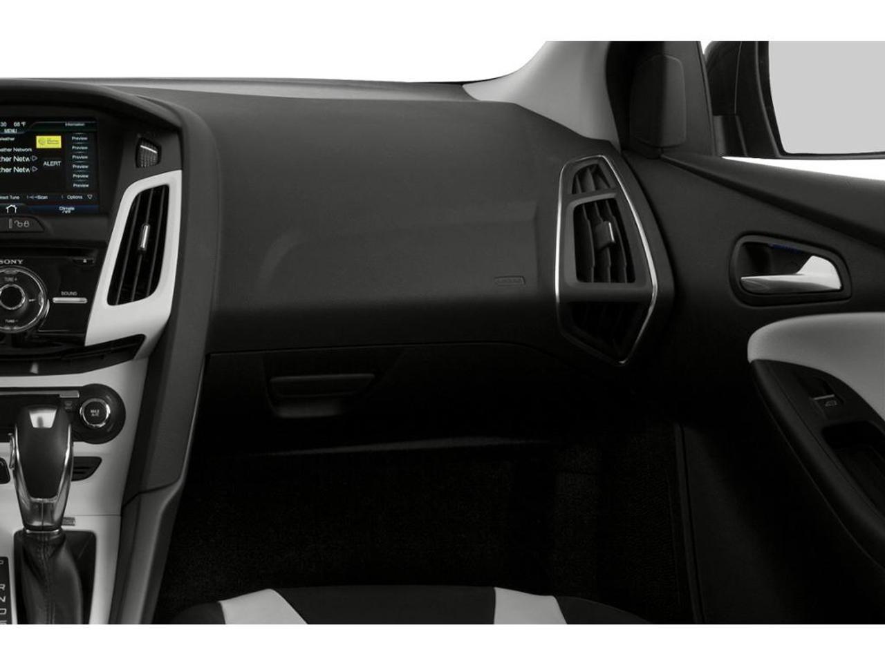 2014 Ford Focus SE Photo