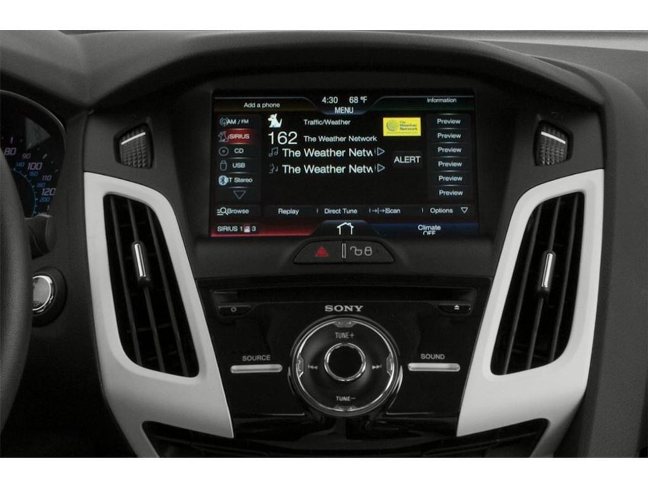 2014 Ford Focus SE Photo