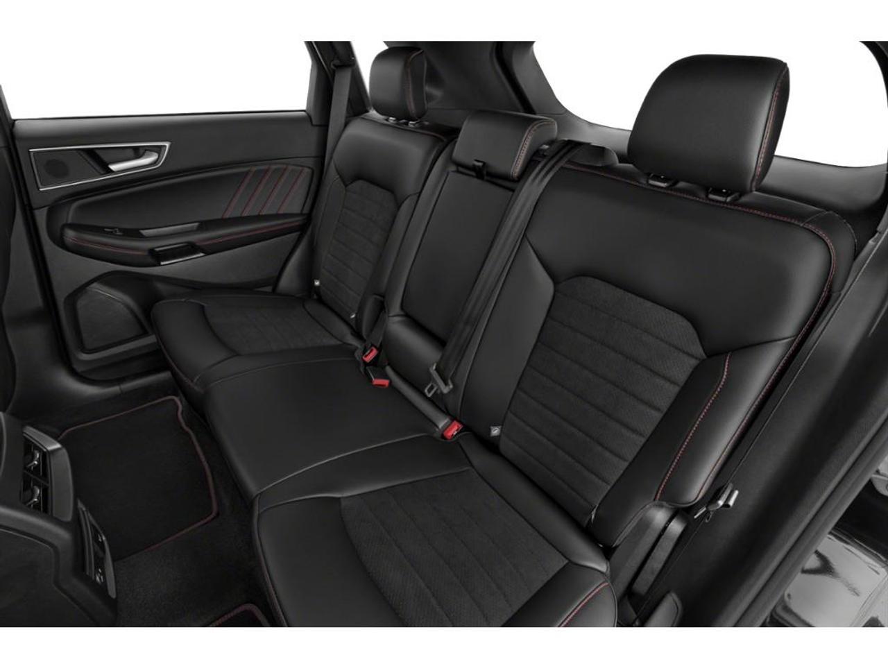 2022 Ford Edge ST Line Photo