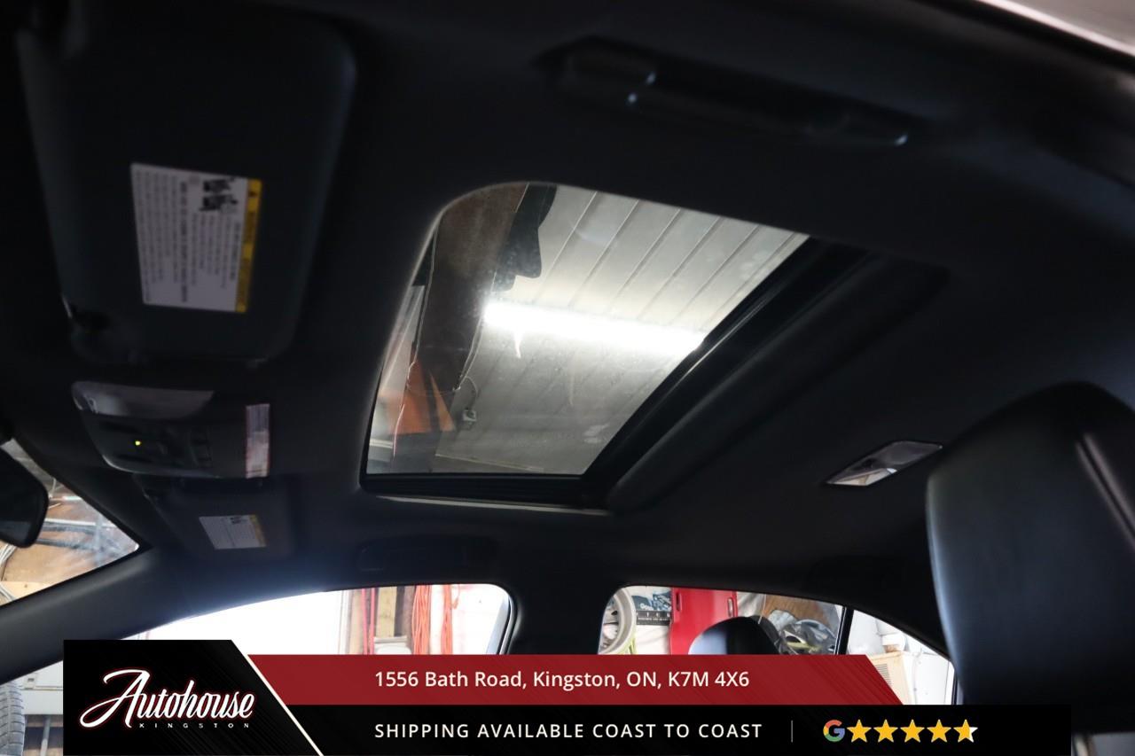 2022 Toyota Corolla SE ONLY 9,938 KM!!! Photo