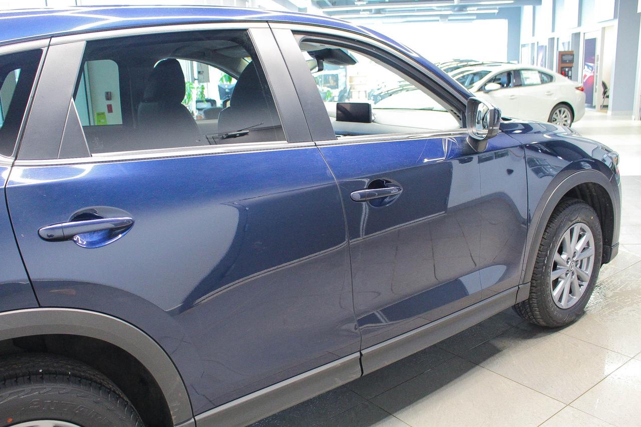 2025 Mazda CX-5 GS HEATED SEATS/STEERING WHEEL - APPLE CARPLAY AND ANDROID AUTO - CLEAN CARFAX! Photo4