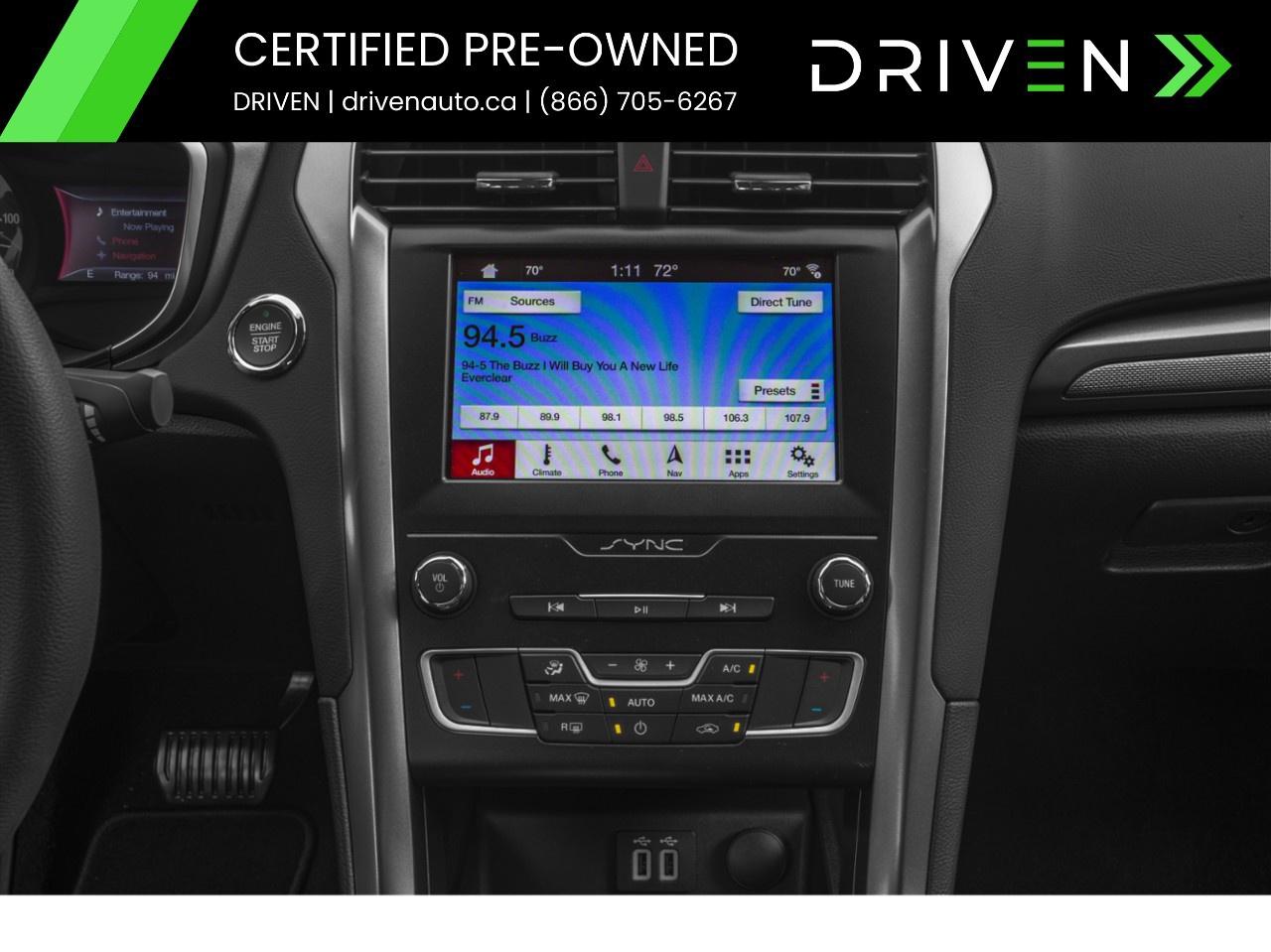 2019 Ford Fusion Hybrid Titanium FWD Photo