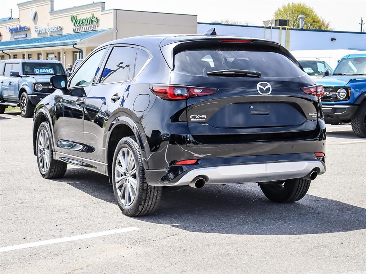 2025 Mazda CX-5 Signature AWD Photo