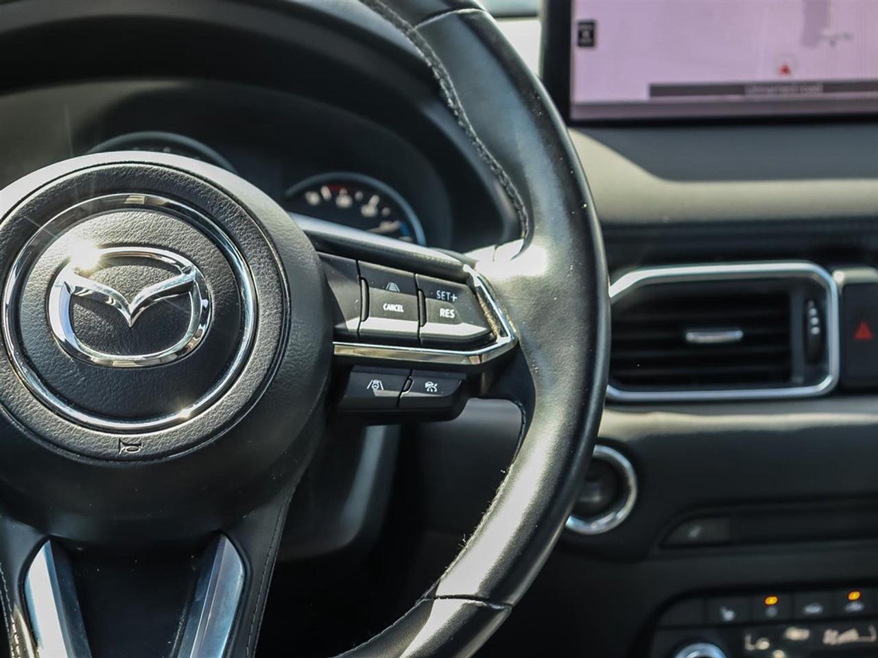 2025 Mazda CX-5 Signature AWD Photo