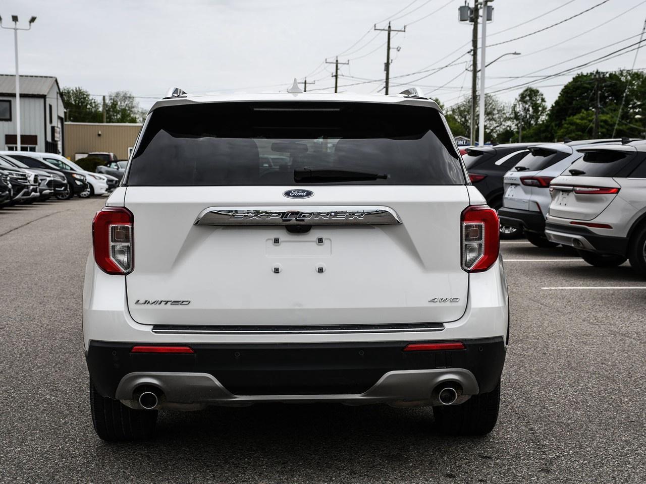 2022 Ford Explorer Limited 4WD Photo