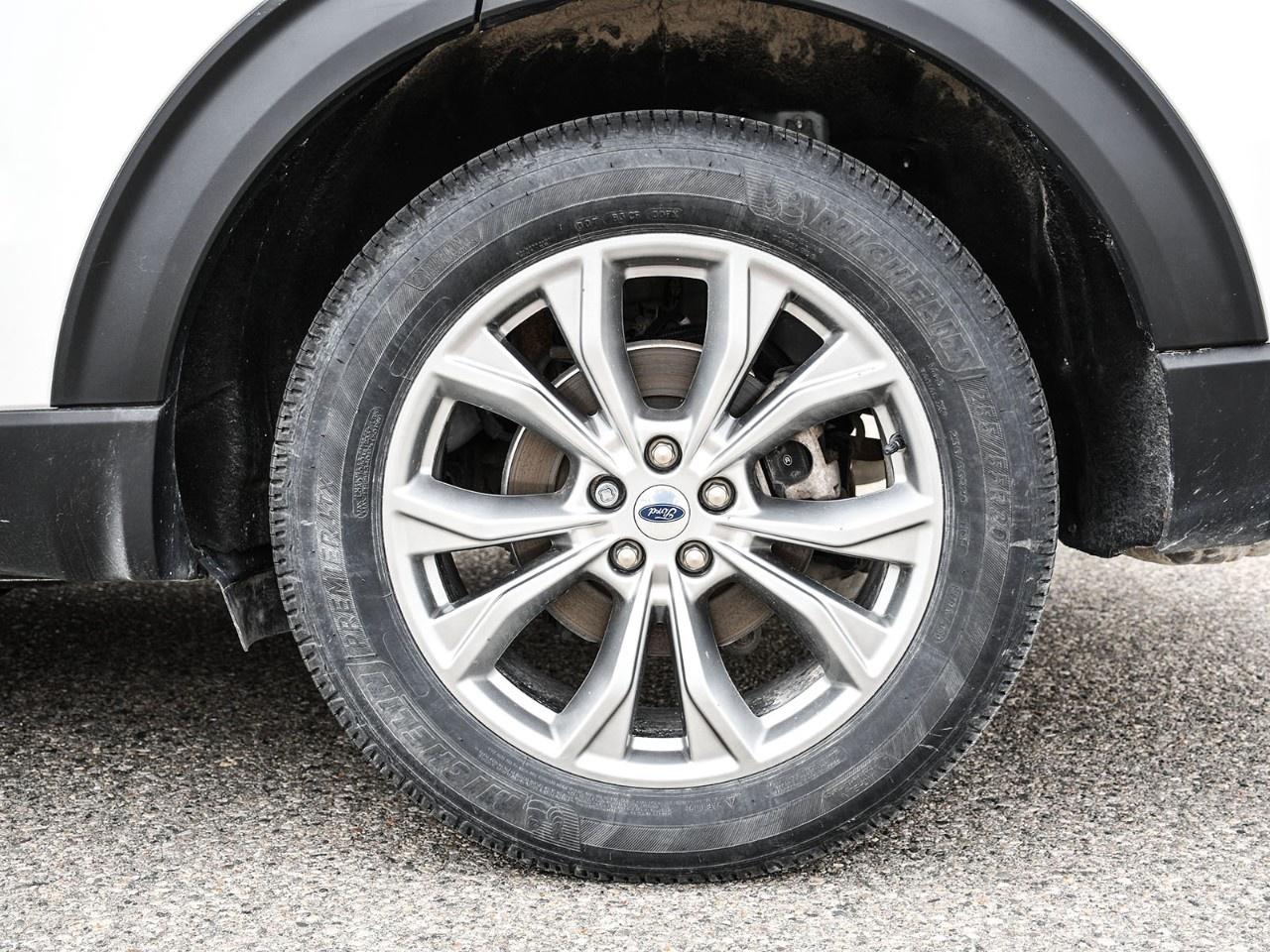 2022 Ford Explorer Limited 4WD Photo