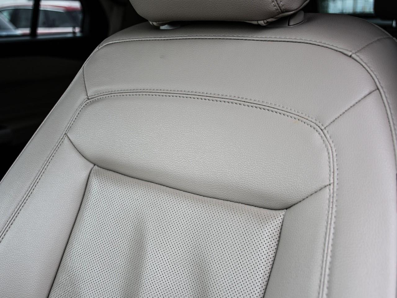 2022 Ford Explorer Limited 4WD Photo