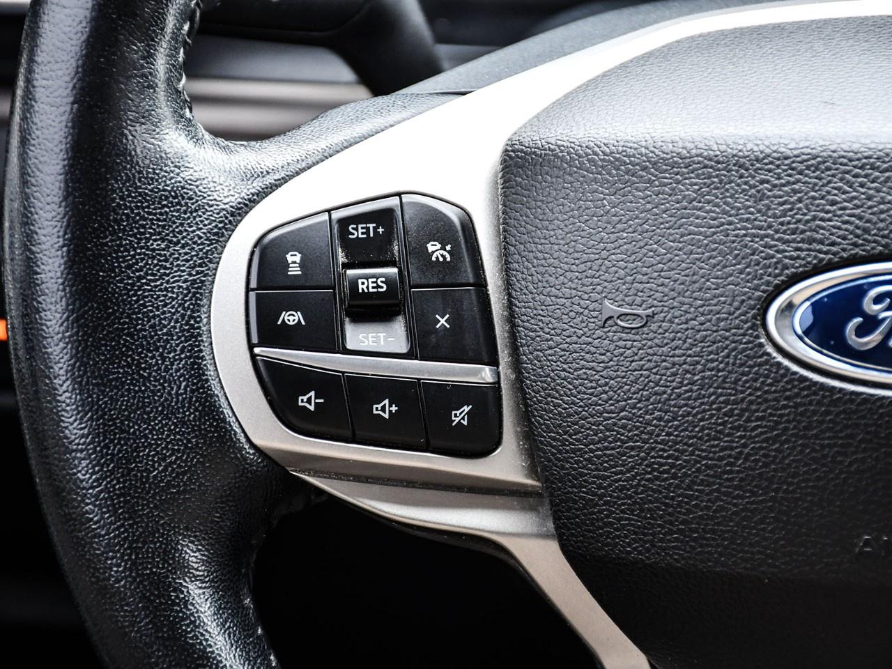 2022 Ford Explorer Limited 4WD Photo