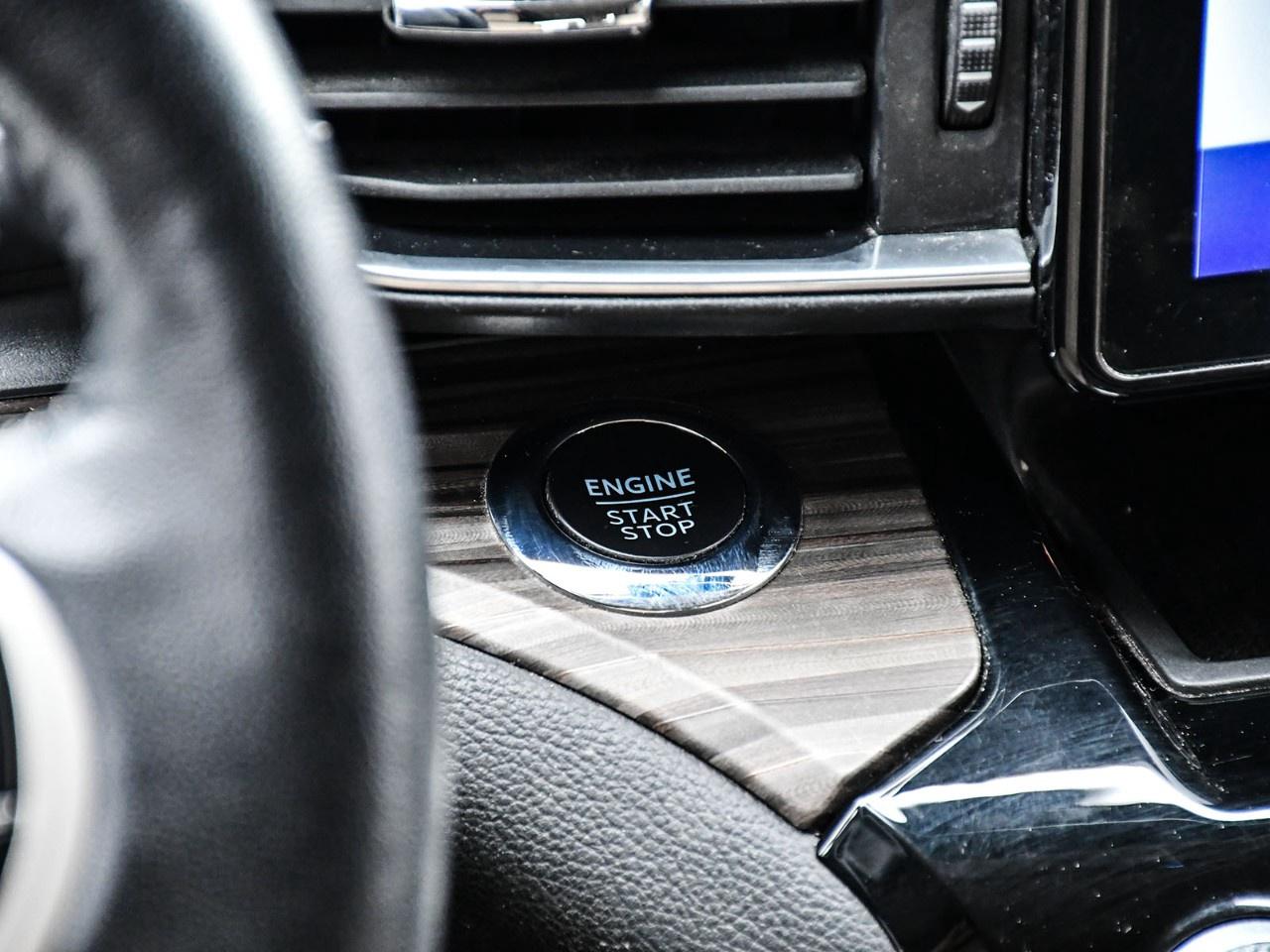 2022 Ford Explorer Limited 4WD Photo