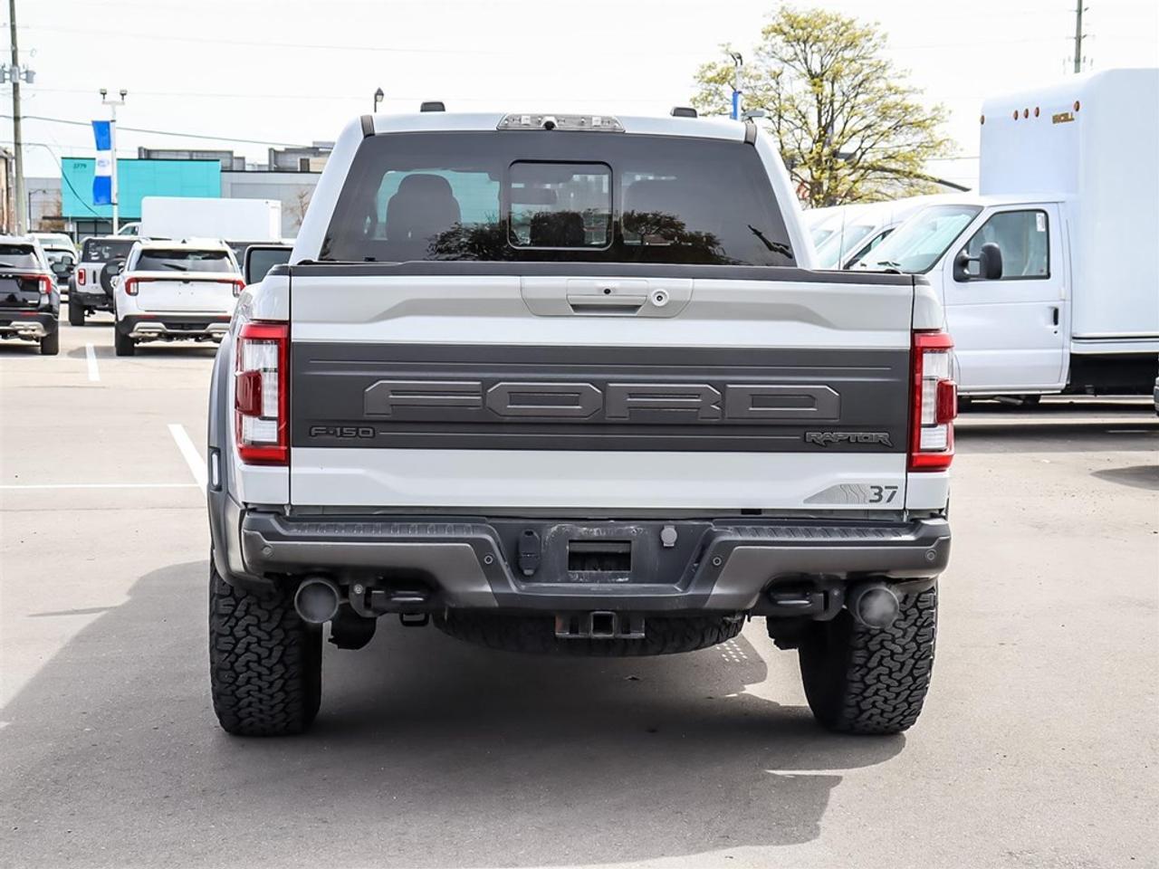2023 Ford F-150 Raptor 4WD SuperCrew 5.5' Box Photo4