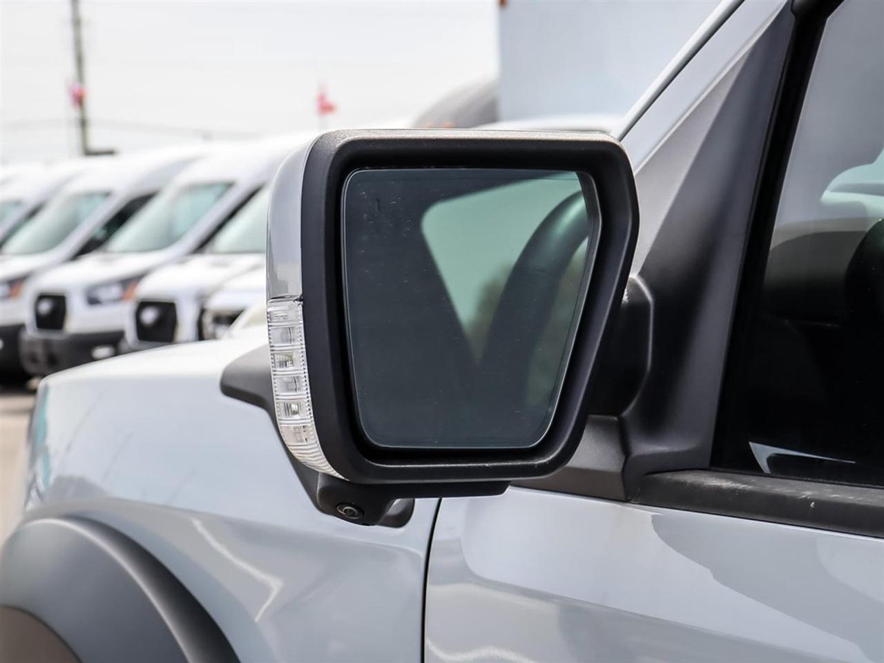 2023 Ford F-150 Raptor 4WD SuperCrew 5.5' Box Photo