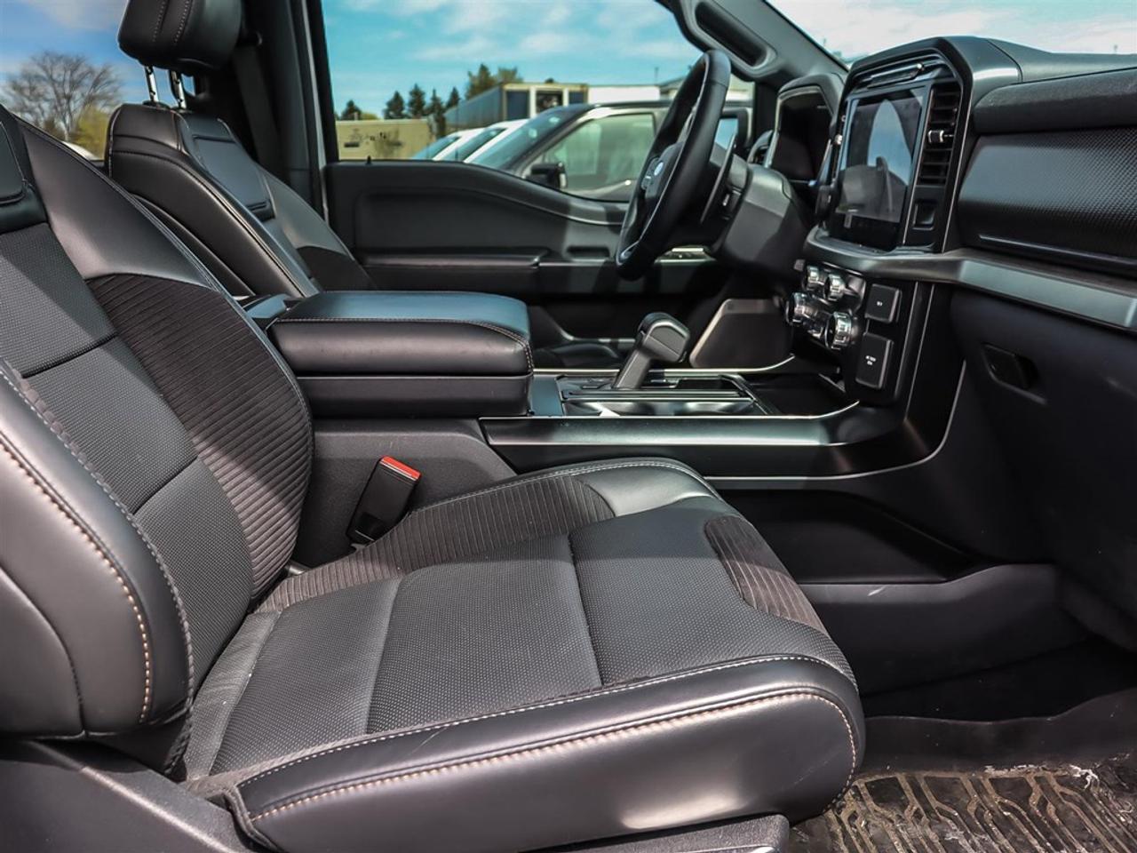2023 Ford F-150 Raptor 4WD SuperCrew 5.5' Box Photo