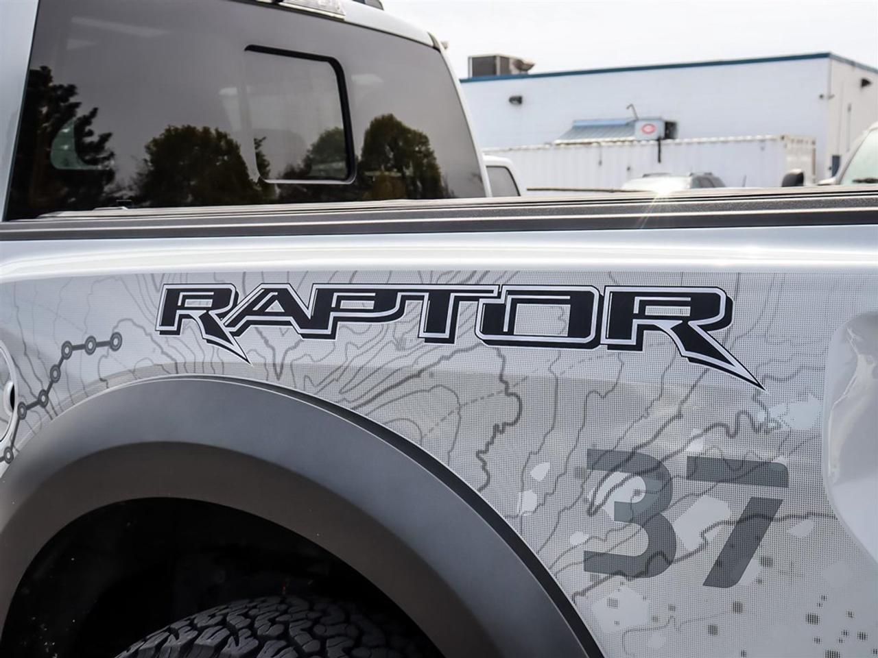 2023 Ford F-150 Raptor 4WD SuperCrew 5.5' Box Photo