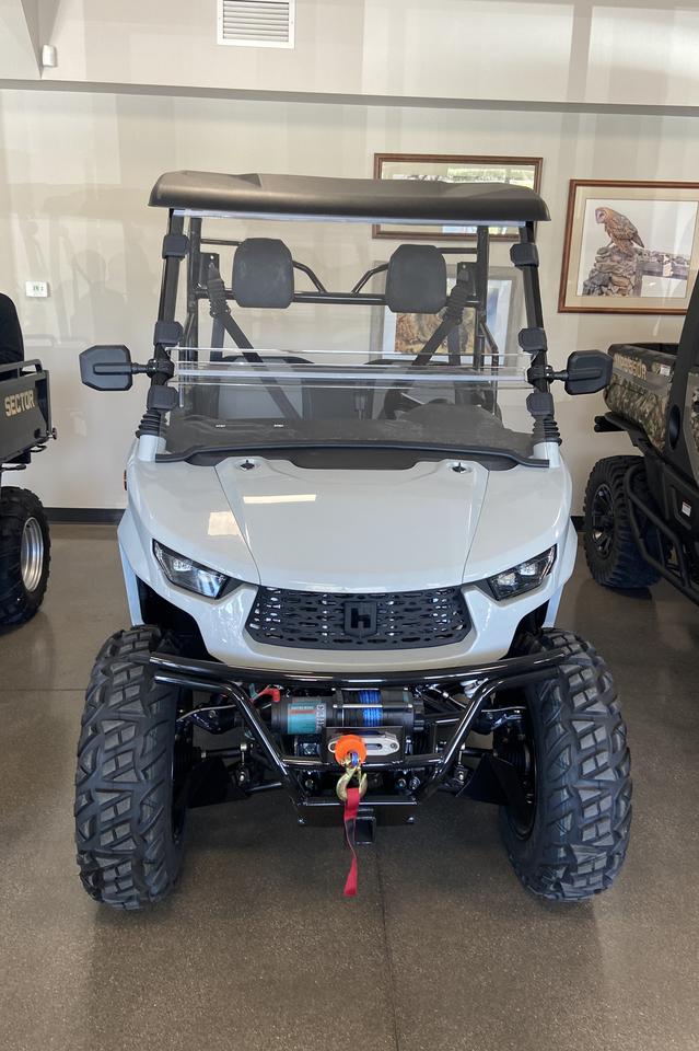 <p>The MP9 T550 is a versatile 4-wheel-drive UTV. Its cargo dump bed facilitates efficient hauling, while high/low beam headlights ensure clear visibility in any lighting condition. With added features like front and rear bumpers for protection, a 3500lb winch for heavy-duty towing, and a locking differential for enhanced traction, its designed to tackle challenging environments with ease.</p>