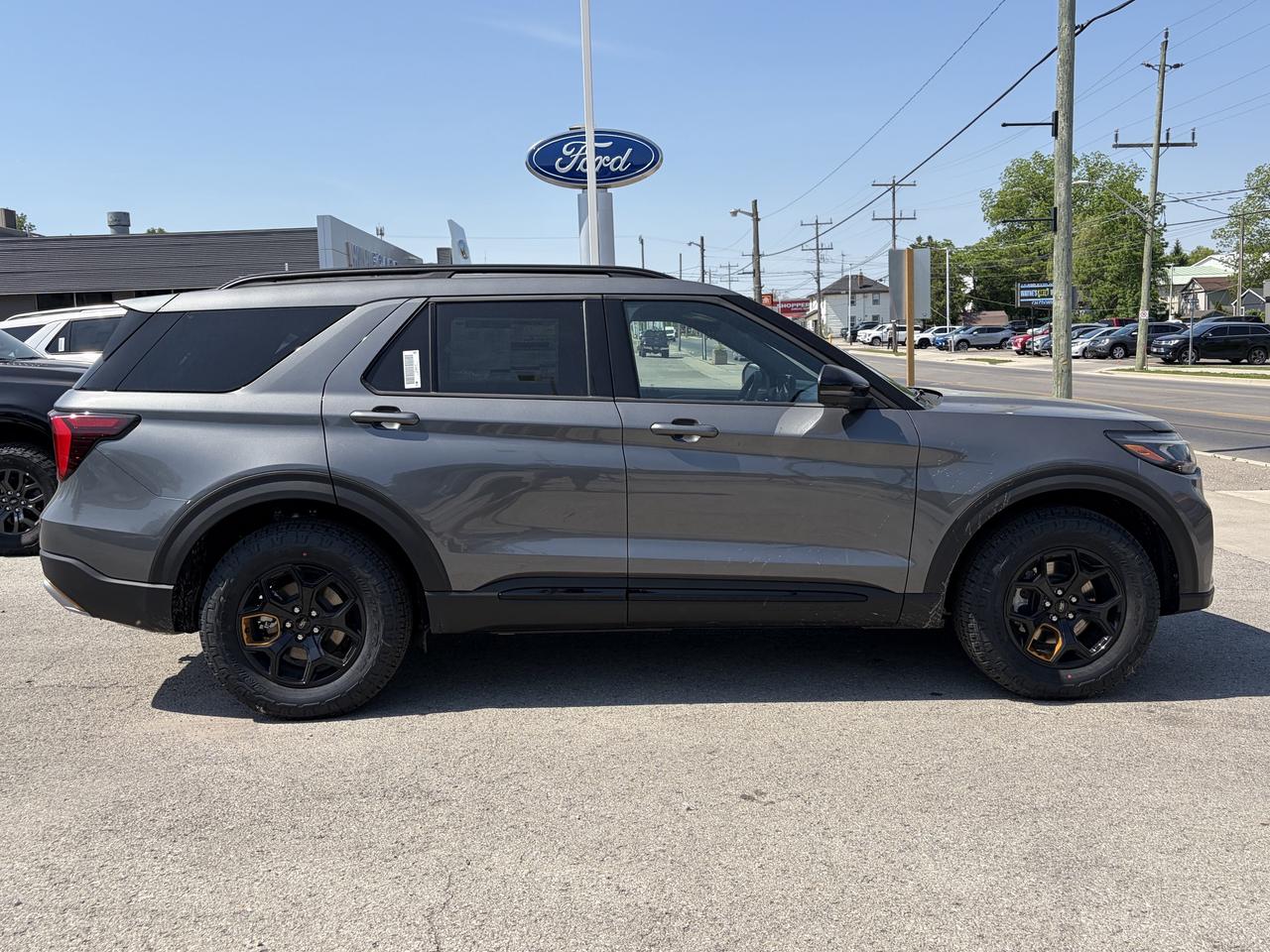 2026 Ford Explorer TREMOR 4WD 800A Photo
