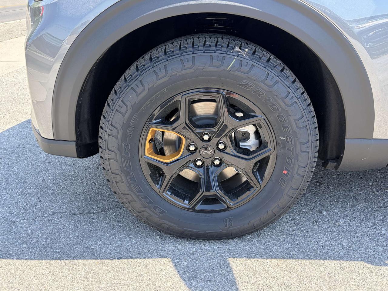 2026 Ford Explorer TREMOR 4WD 800A Photo2
