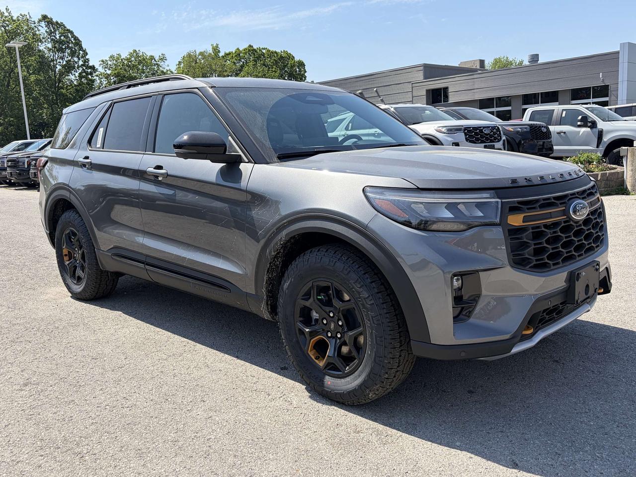 2026 Ford Explorer TREMOR 4WD 800A Photo3