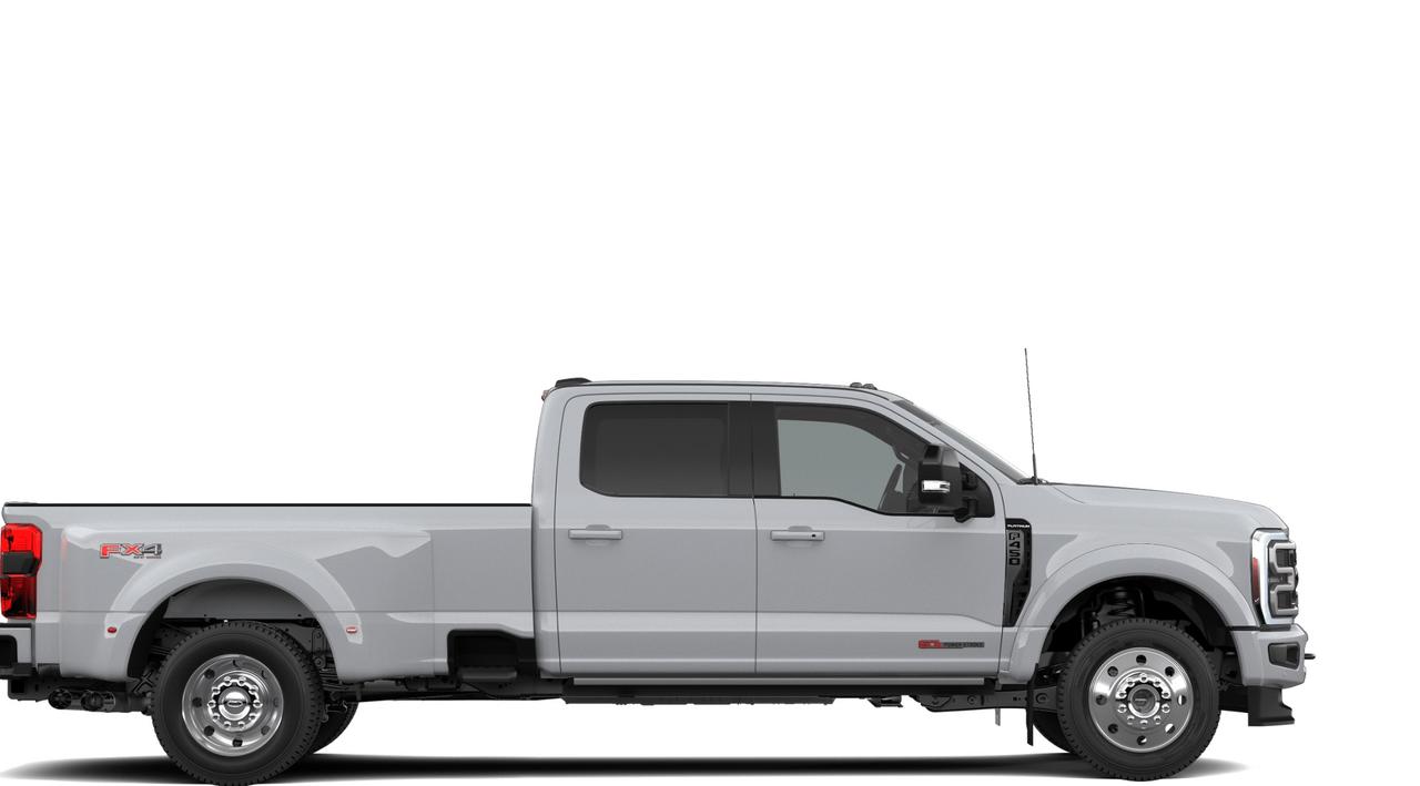 2026 Ford F-450 Super Duty DRW Platinum Photo5