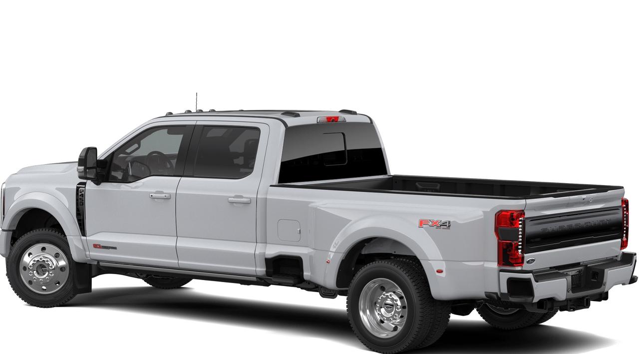 2026 Ford F-450 Super Duty DRW Platinum Photo5