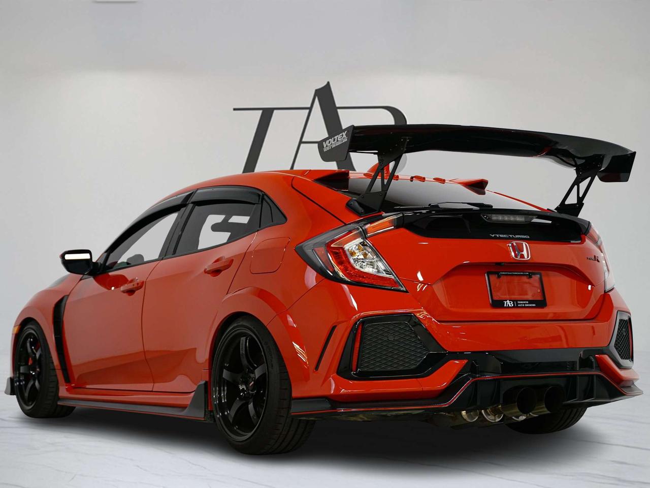 2018 Honda Civic MANUAL | CARBON HOOD | TONS OF EXTRAS Photo