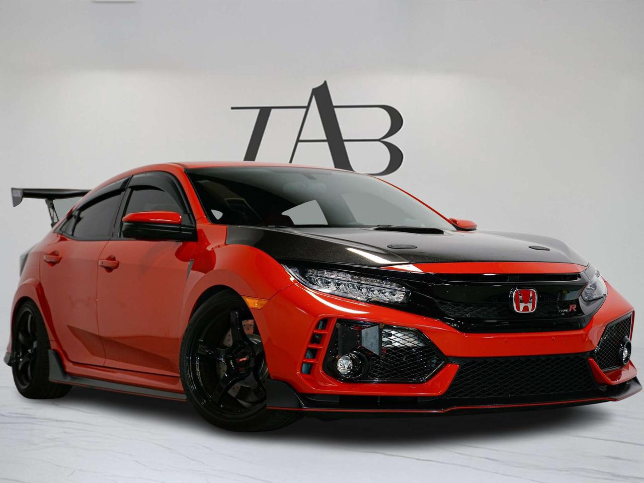 2018 Honda Civic MANUAL | CARBON HOOD | TONS OF EXTRAS Photo1