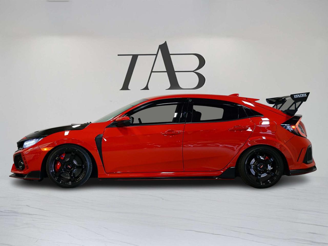 2018 Honda Civic MANUAL | CARBON HOOD | TONS OF EXTRAS Photo