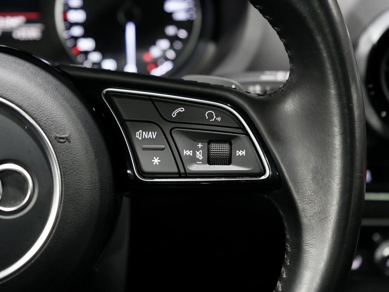 2017 Audi A3 e-tron Progressiv|ROOF|CAM|1 OWNER|LOW KM|FLORETT SILVER Photo