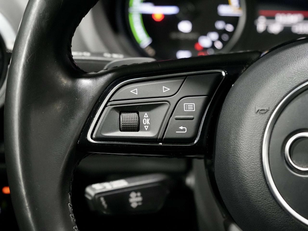 2017 Audi A3 Progressiv|ROOF|CAM|1 OWNER|LOW KM|FLORETT SILVER Photo