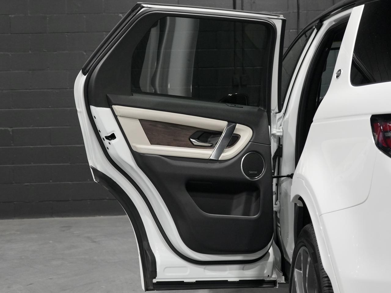 2023 Land Rover Discovery Sport R-Dynamic SE|PANO|MERIDIAN|ADAPTIVE CRUISE CONTROL Photo