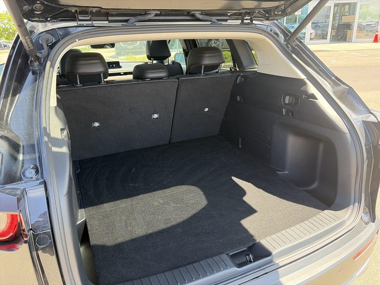2024 Mazda CX-50 GT w/Turbo CLEAN CARFAX | CPO ELIGIBLE | ONE OWNER Photo