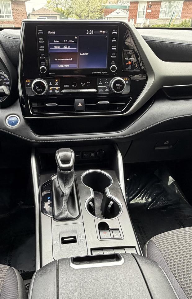 2020 Toyota Highlander Hybrid LE AWD Photo