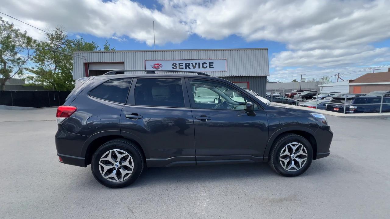 2019 Subaru Forester TOURING AWD | SUNROOF | HTD SEATS | CARPLAY | A/C Photo