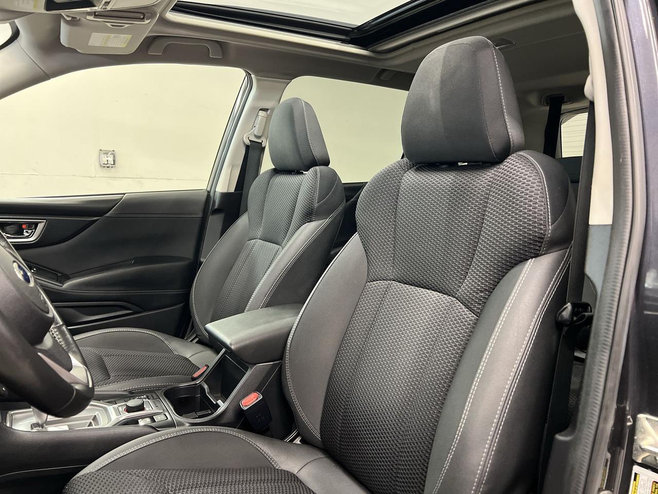 2019 Subaru Forester TOURING AWD | SUNROOF | HTD SEATS | CARPLAY | A/C Photo