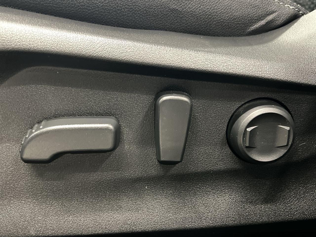 2019 Subaru Forester TOURING AWD | SUNROOF | HTD SEATS | CARPLAY | A/C Photo