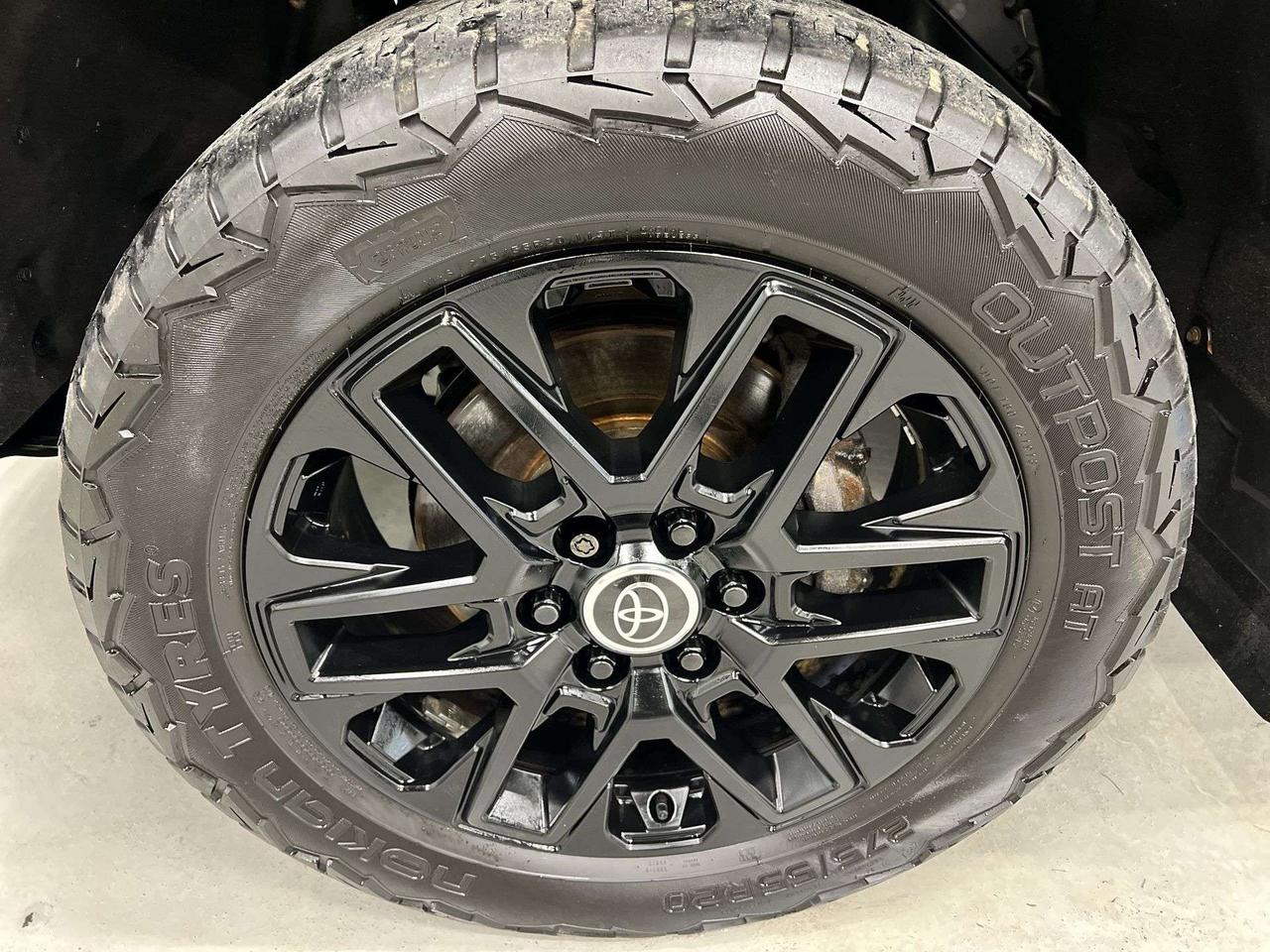 2024 Toyota Tundra LIMITED NIGHTSHADE 4X4 CREW | LEATHER | PANO ROOF Photo