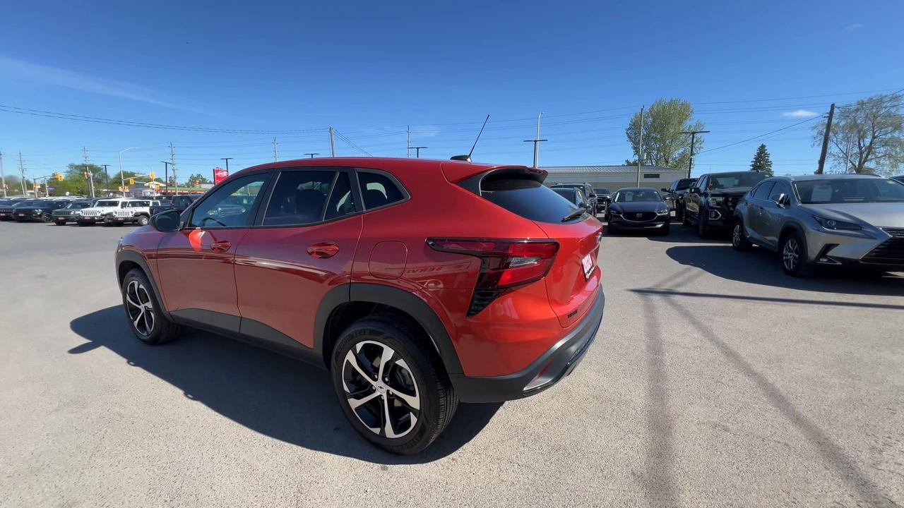 2024 Chevrolet Trax RS | HTD SEATS | CARPLAY | REMOTE START | A/C Photo