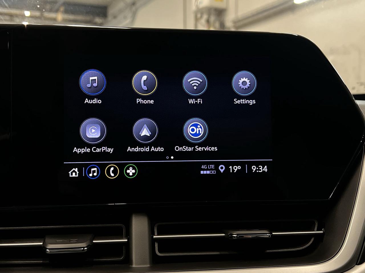 2024 Chevrolet Trax RS | HTD SEATS | CARPLAY | REMOTE START | A/C Photo