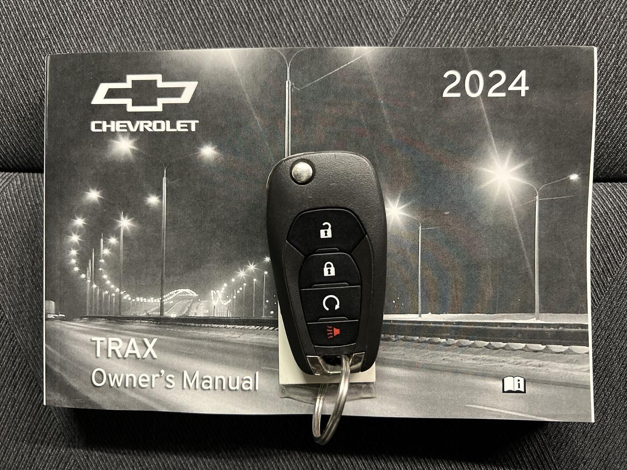 2024 Chevrolet Trax RS | HTD SEATS | CARPLAY | REMOTE START | A/C Photo