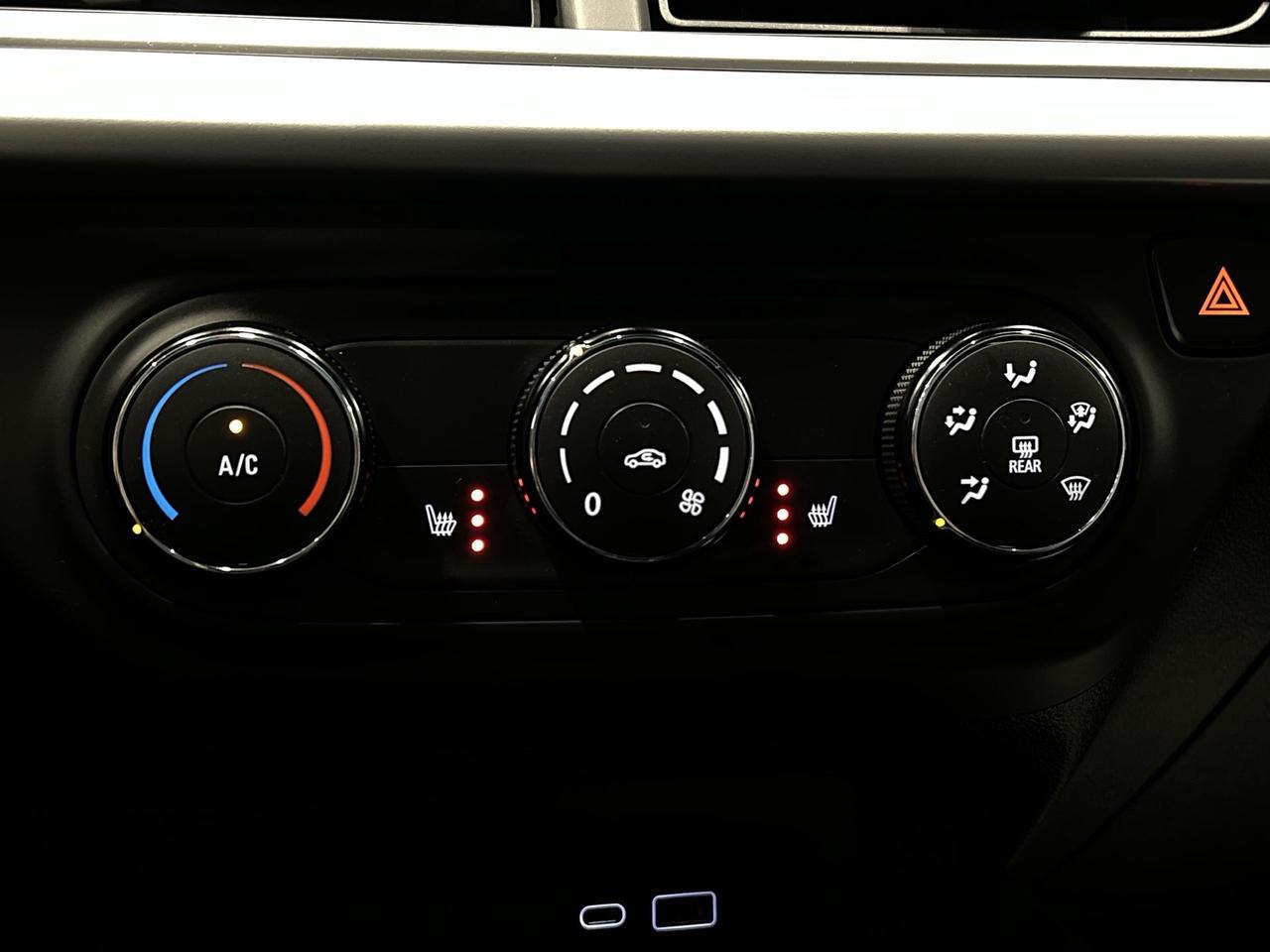 2024 Chevrolet Trax RS | HTD SEATS | CARPLAY | REMOTE START | A/C Photo