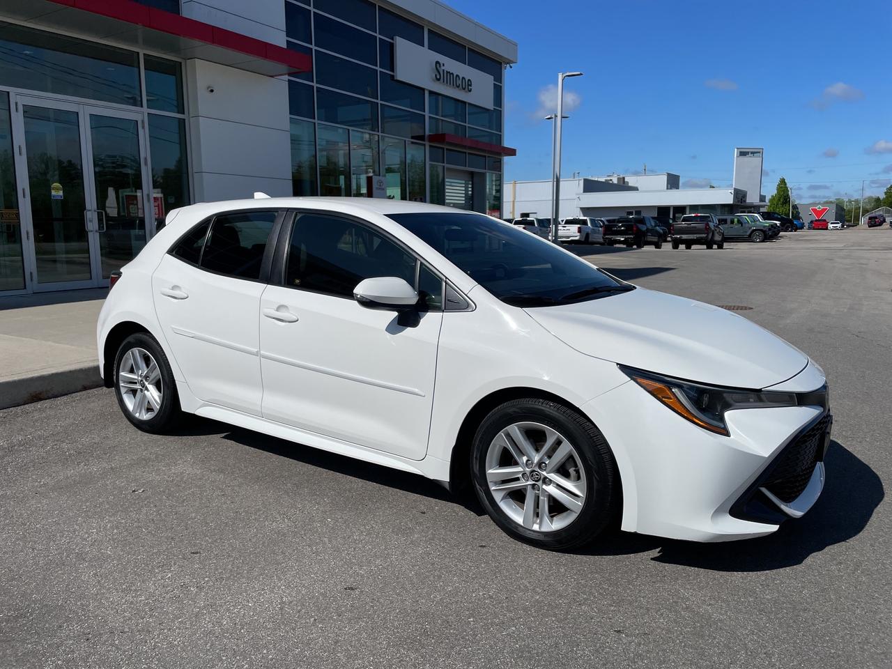 2019 Toyota Corolla Hatchback SE Photo