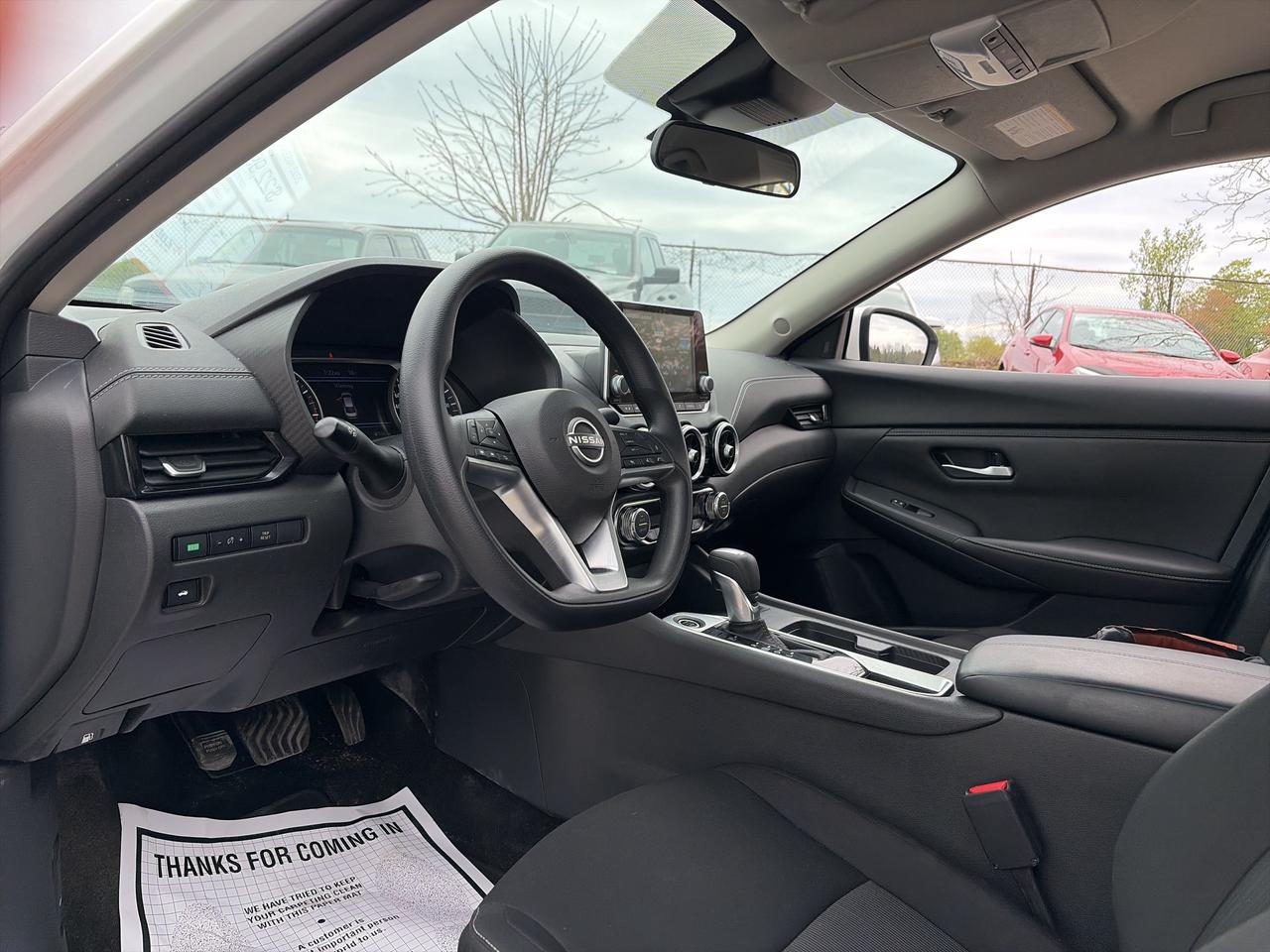2025 Nissan Sentra SV, AUTO, CLEAN CARFAX, REMOTE START, BACK UP CAM! Photo
