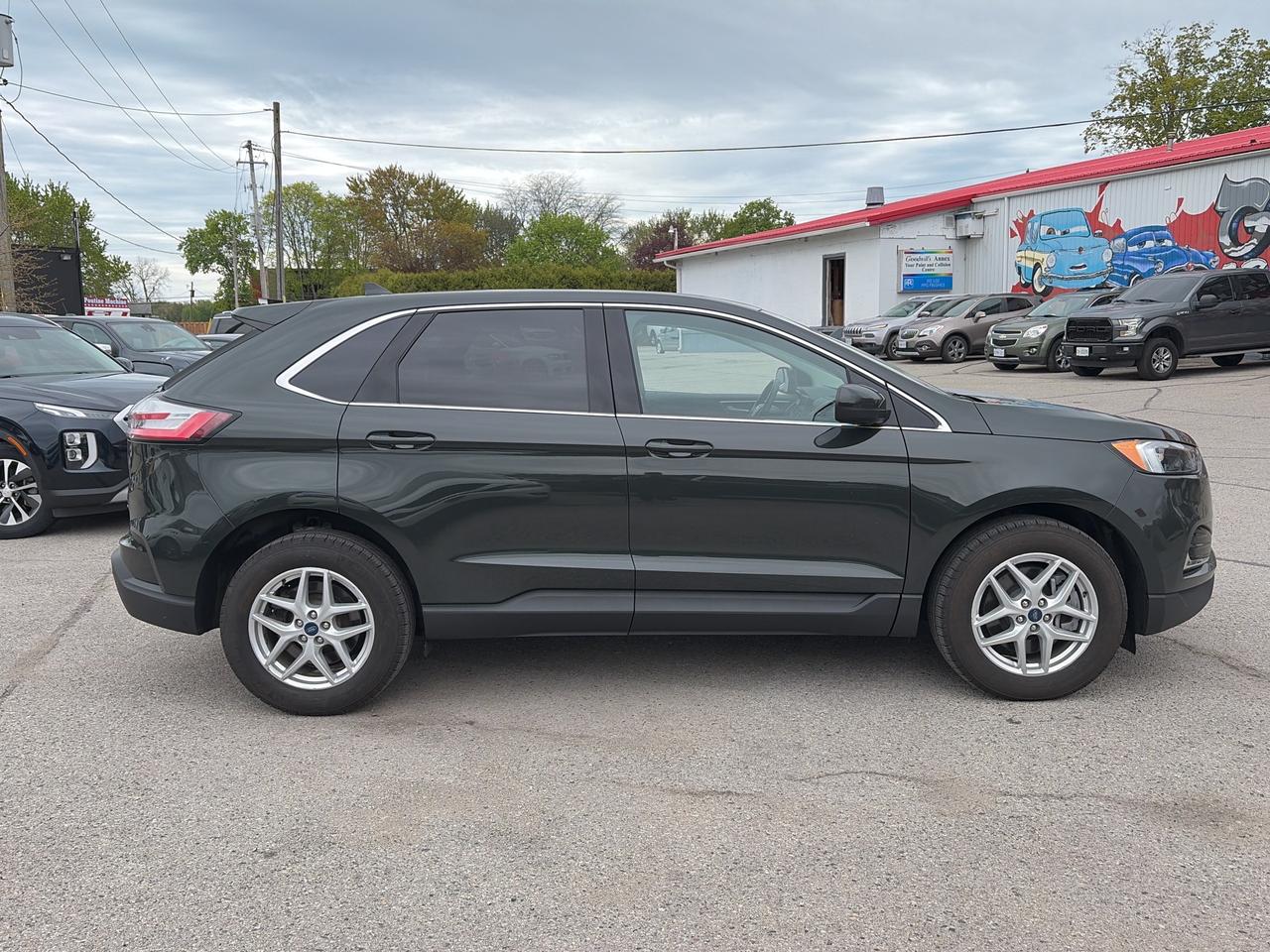 2022 Ford Edge SEL, AWD, CLEAN CARFAX, REMOTE START, HEATED SEATS - Photo #9
