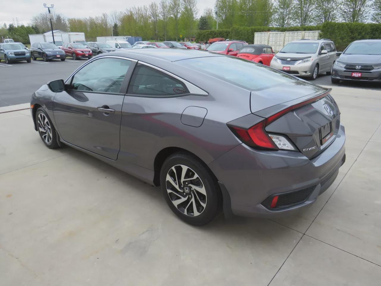 2016 Honda Civic Coupe LX Photo