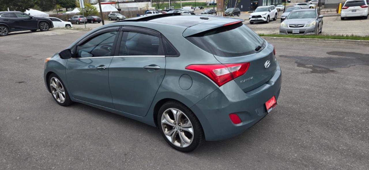 2013 Hyundai Elantra GT 5dr Hatchback Automatic SE w/Tech Pkg Photo