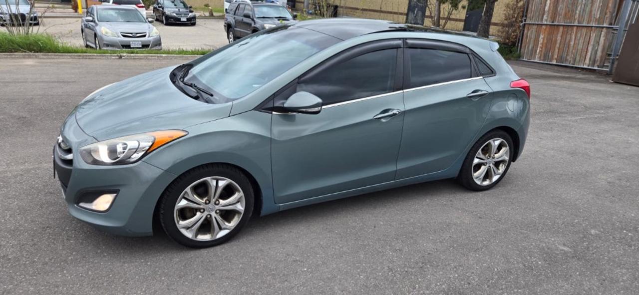 2013 Hyundai Elantra GT 5dr Hatchback Automatic SE w/Tech Pkg Photo