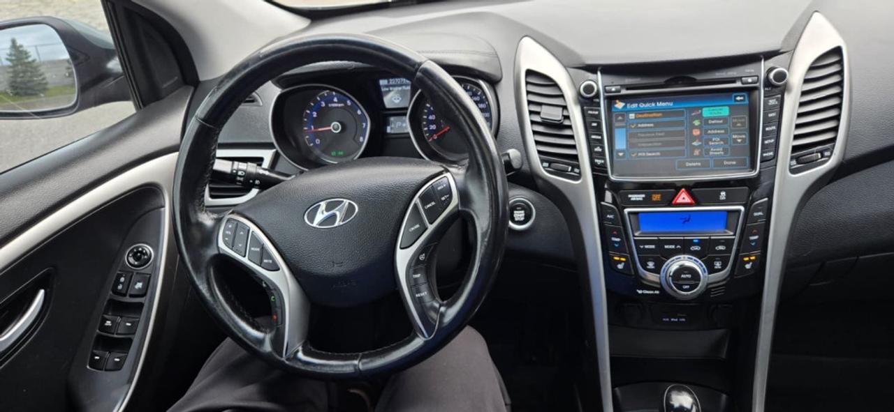 2013 Hyundai Elantra GT 5dr Hatchback Automatic SE w/Tech Pkg Photo